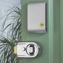 Promo ✨ Yale Keyless Connected Smart Door Lock Polished Chrome 👏 -Door Locks & Bolts Shop 2120J A5