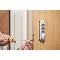 Budget 👍 Smith & Locke Medium Duty Push-Button Lock 🎉 -Door Locks & Bolts Shop 5661J A4