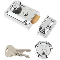Hot Sale π Yale 77 Traditional Night Latch Polished Chrome-Plated 60mm Backset π―